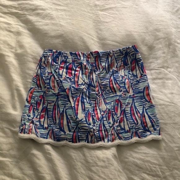 Lilly Pulitzer Red Right Return Scalloped Skort - Picture 2 of 3